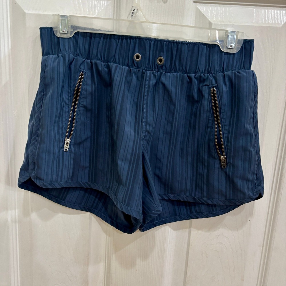 Athleta Trekkie North Striped Shorts Navy Blue Elastic Waist Zipper Pockets XS